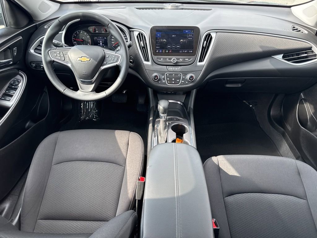 Used 2024 Chevrolet Malibu LT w/ Sport Edition image 13