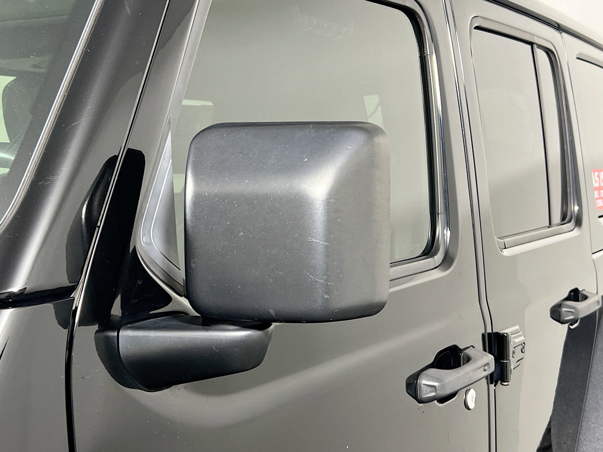 Used 2019 Jeep Wrangler Unlimited Rubicon image 12