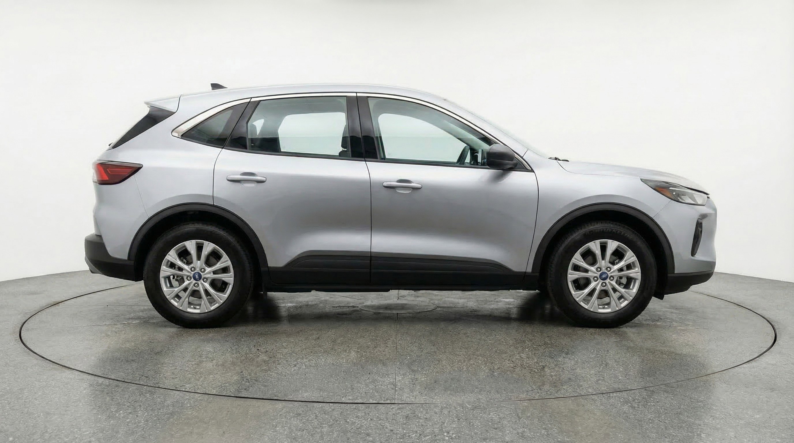 Used 2024 Ford Escape Active image 11