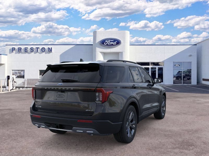 New 2026 Ford Explorer Active w/ Active Comfort Package AWD/4WD image 8