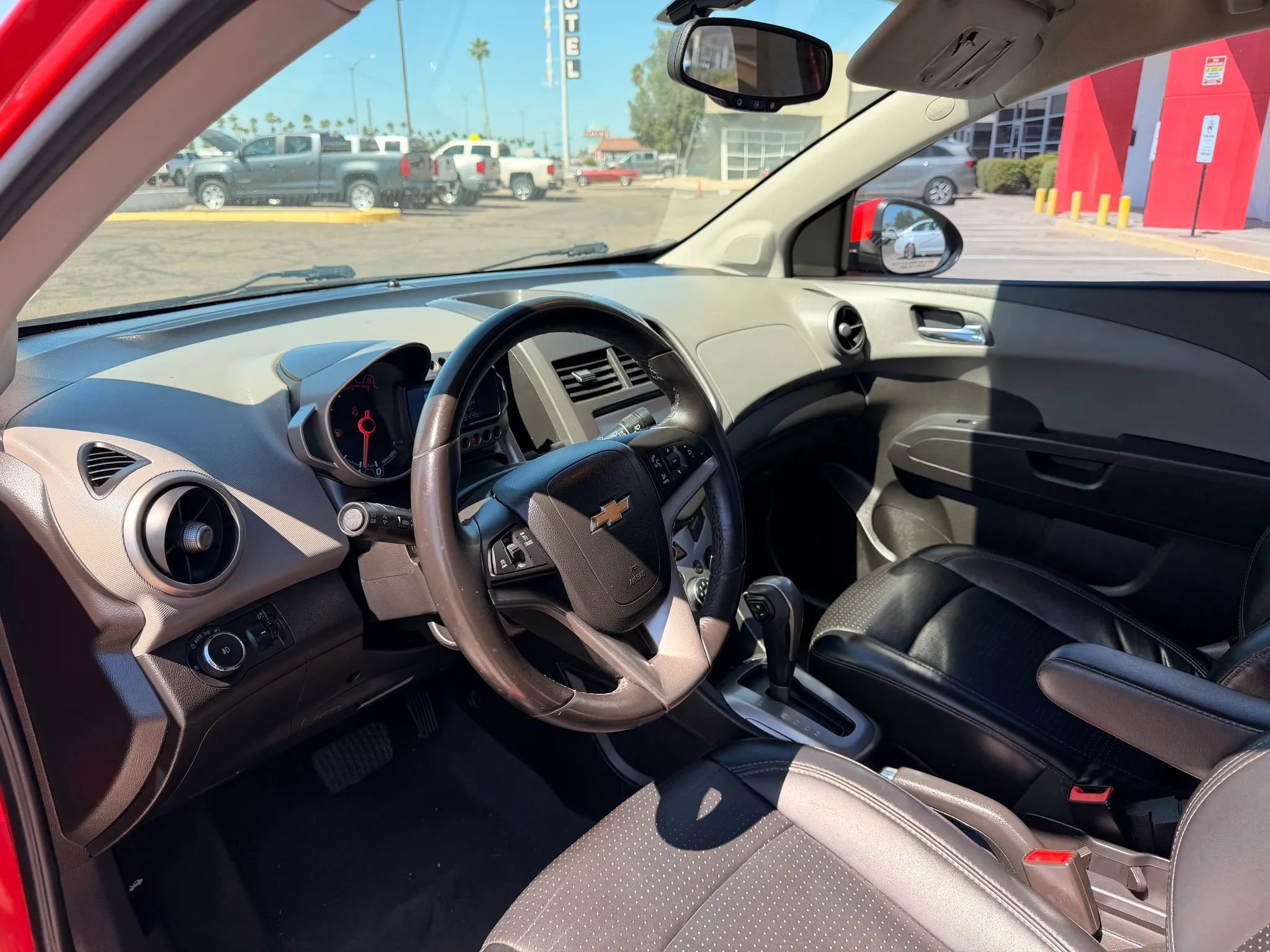 Used 2015 Chevrolet Sonic LTZ image 13