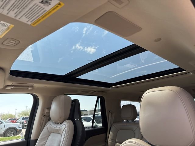 Used 2023 Lincoln Navigator Reserve image 38