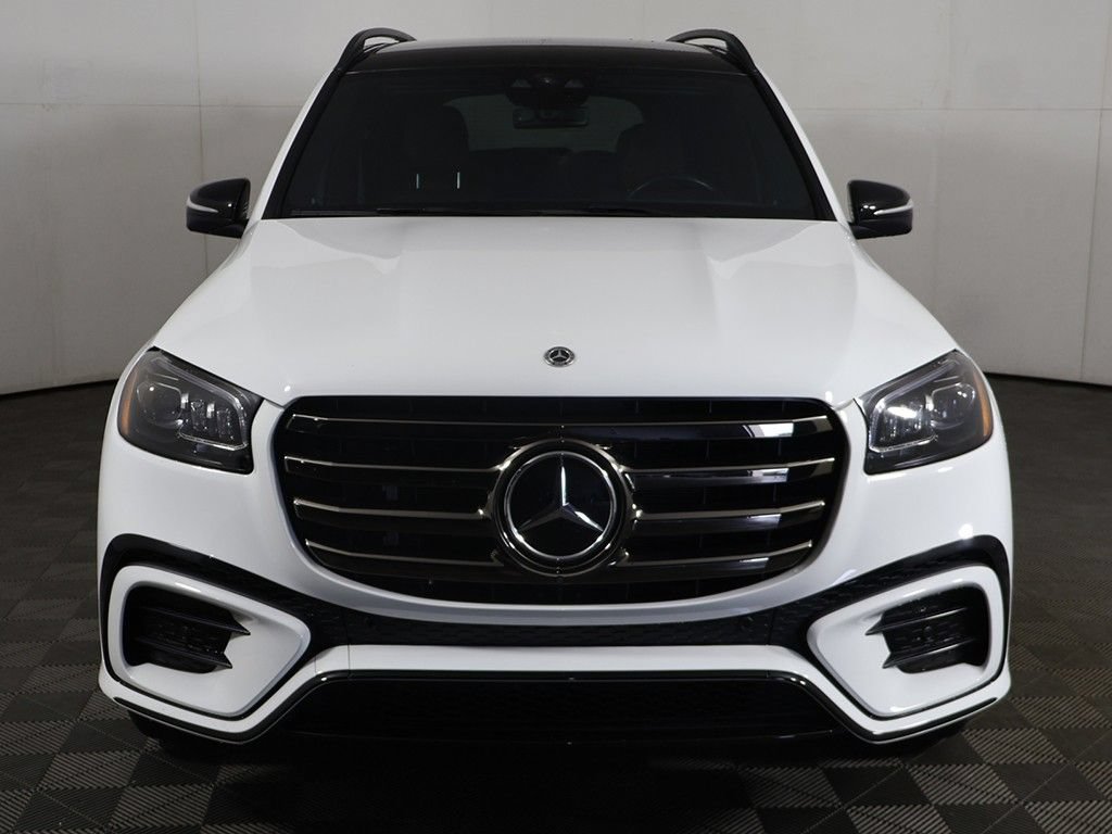 Used 2024 Mercedes-Benz GLS 450 4MATIC w/ AMG Line Exterior image 14