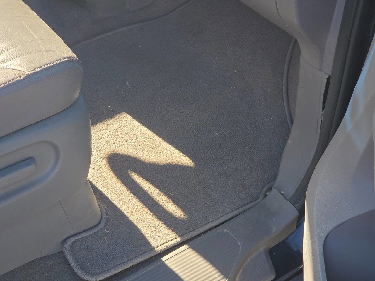 Used 2010 Honda Odyssey Touring image 16