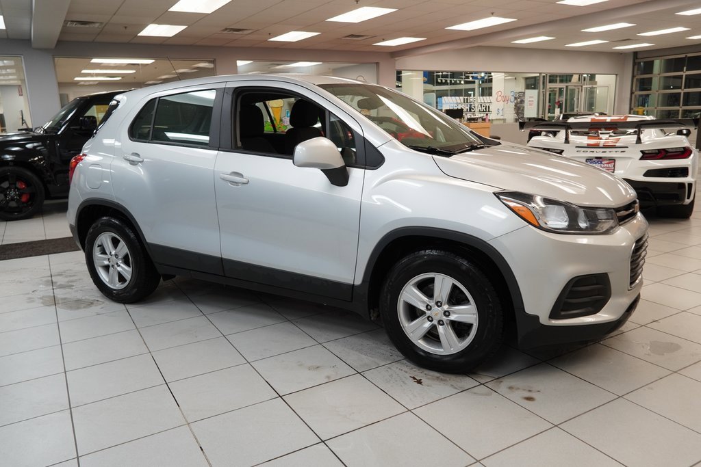 Used 2021 Chevrolet Trax LS image 13