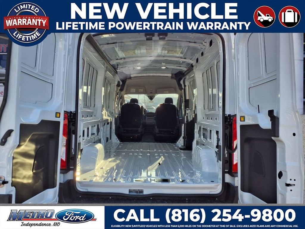 New 2026 Ford Transit 250 148 Medium Roof RWD image 33
