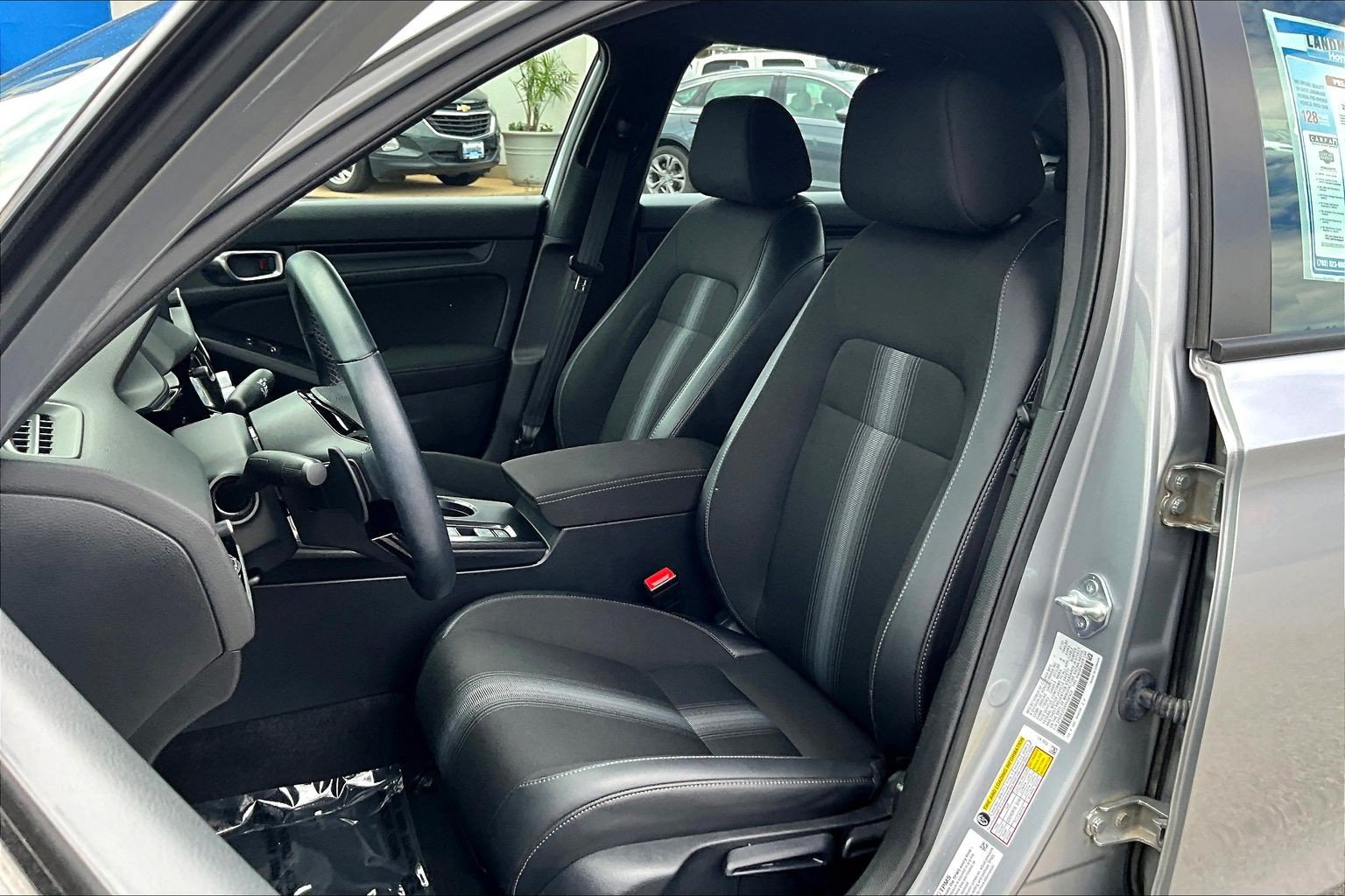Used 2023 Honda Civic Sport image 25