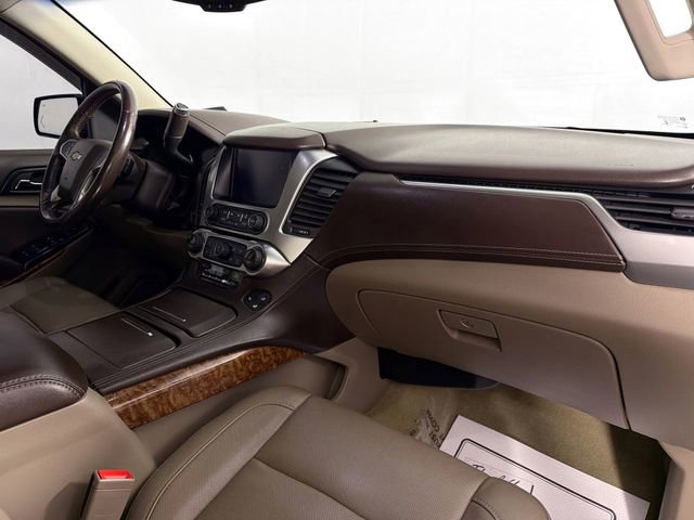 Used 2017 Chevrolet Suburban Premier AWD/4WD image 30