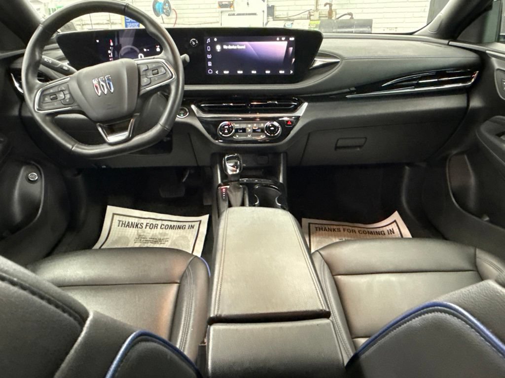 Used 2024 Buick Envista Sport Touring w/ Convenience I Package FWD image 18