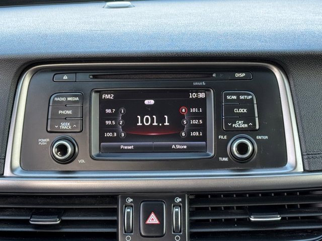 Used 2016 Kia Optima LX image 17