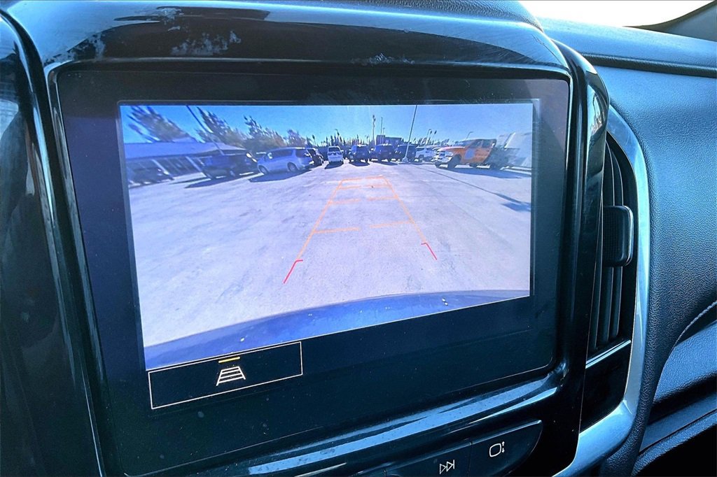 Used 2023 Chevrolet Traverse LT image 25