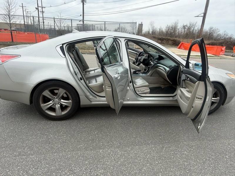 Used 2011 Acura TL w/ Technology Package image 24