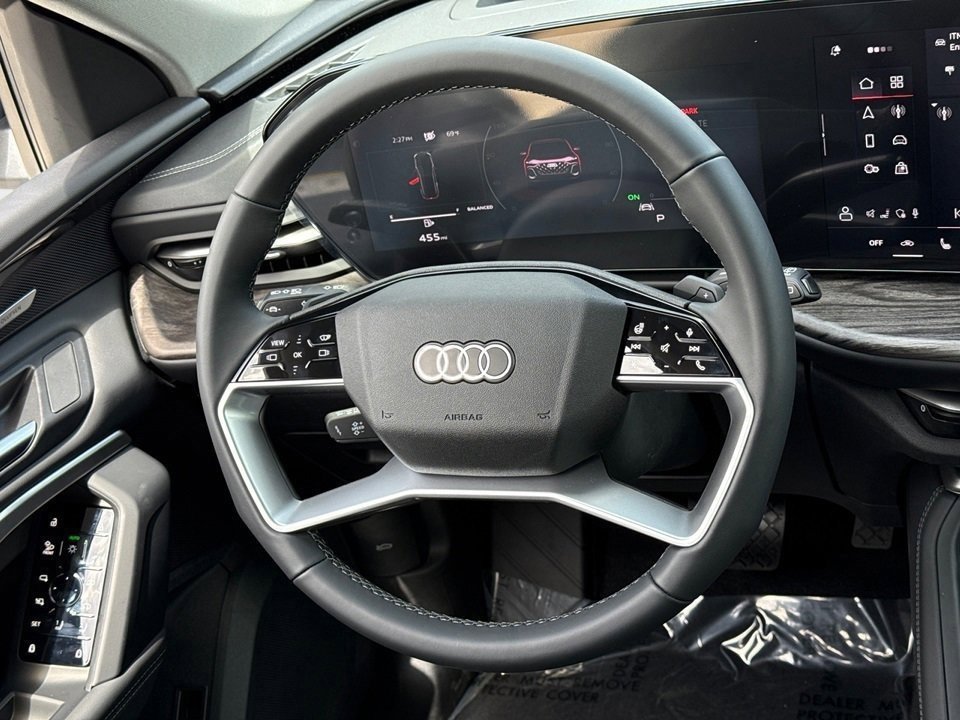 Certified 2025 Audi Q5 2.0T Premium Plus w/ Premium Plus image 14