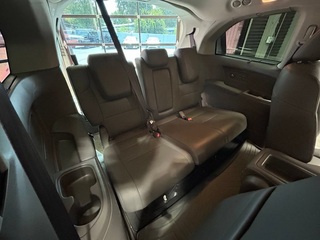 Used 2016 Honda Odyssey Touring image 6
