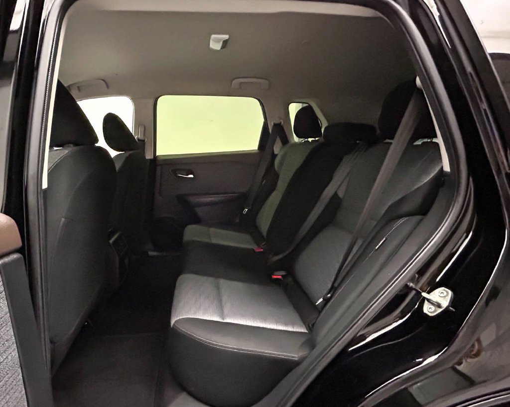 Used 2023 Nissan Rogue SV FWD image 18