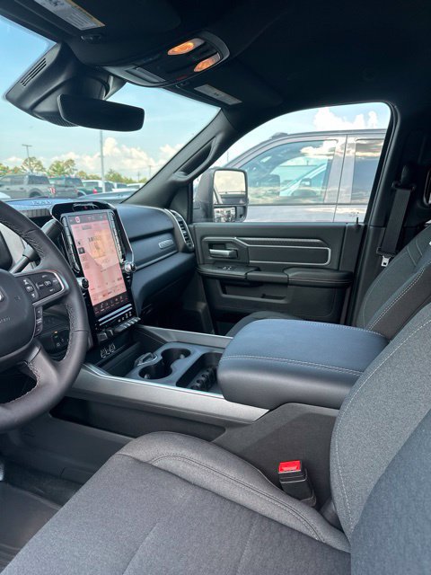 New 2026 RAM 3500 Big Horn AWD/4WD image 28