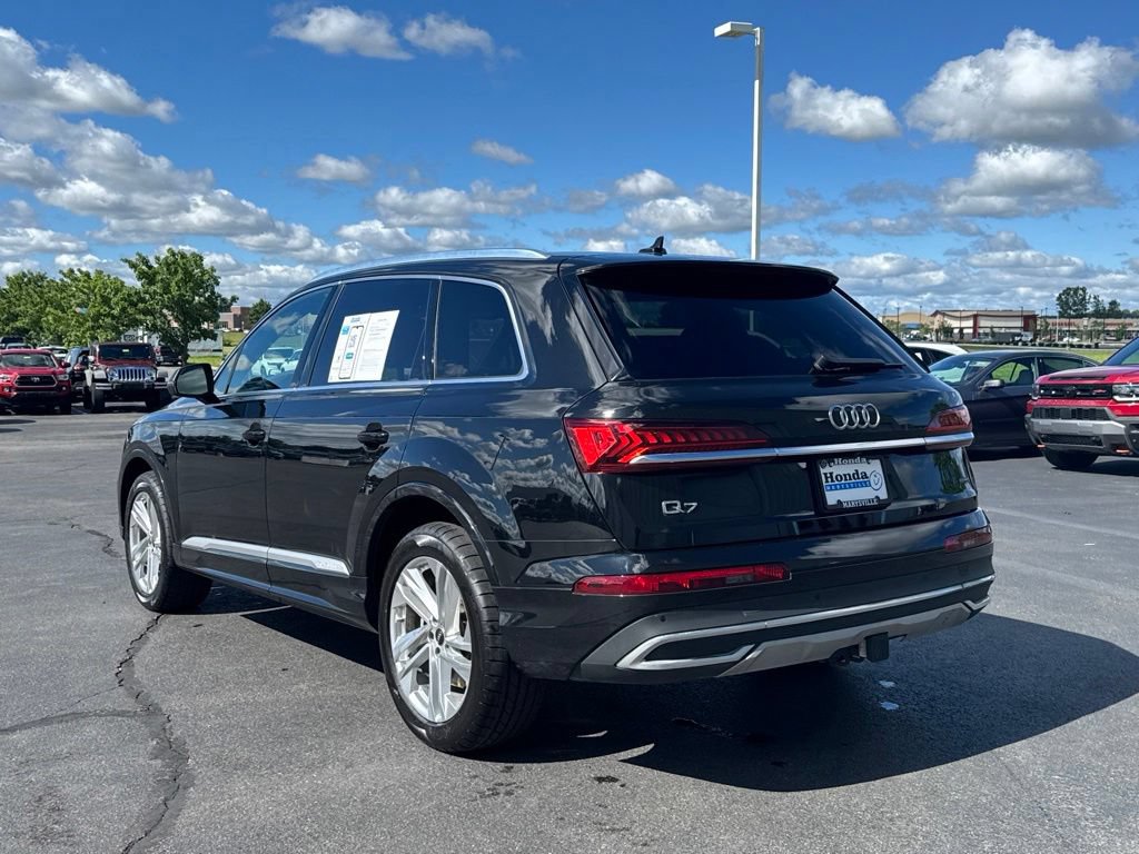 Used 2023 Audi Q7 2.0T Premium w/ Towing Package AWD/4WD image 5