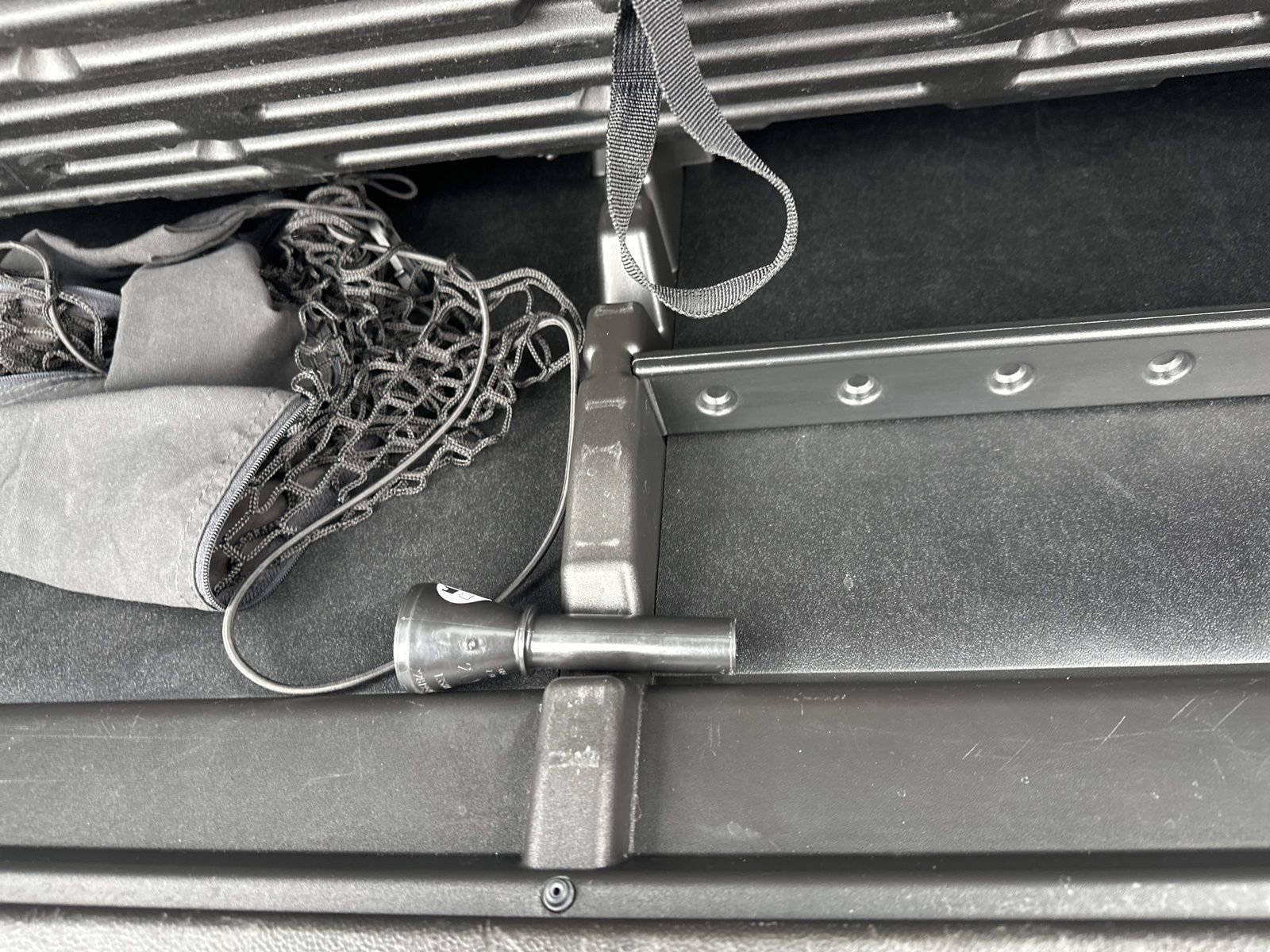 Used 2020 Cadillac Escalade ESV Platinum AWD/4WD image 34