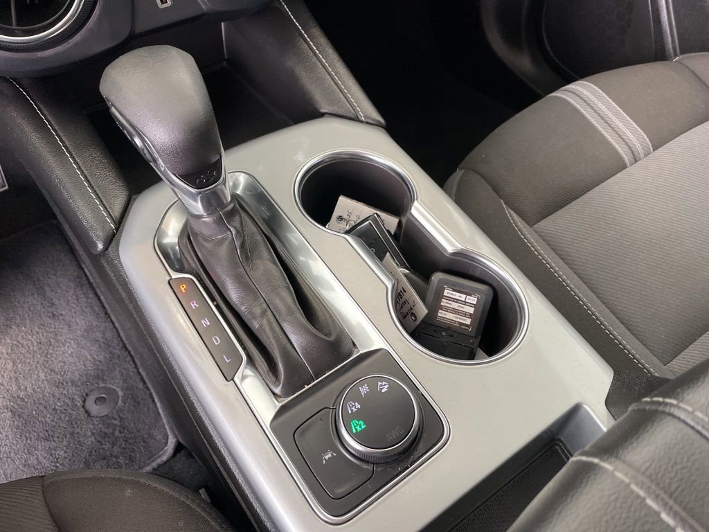 Used 2025 Chevrolet Blazer LT AWD/4WD image 12