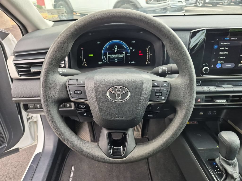 Used 2025 Toyota Camry LE FWD image 22
