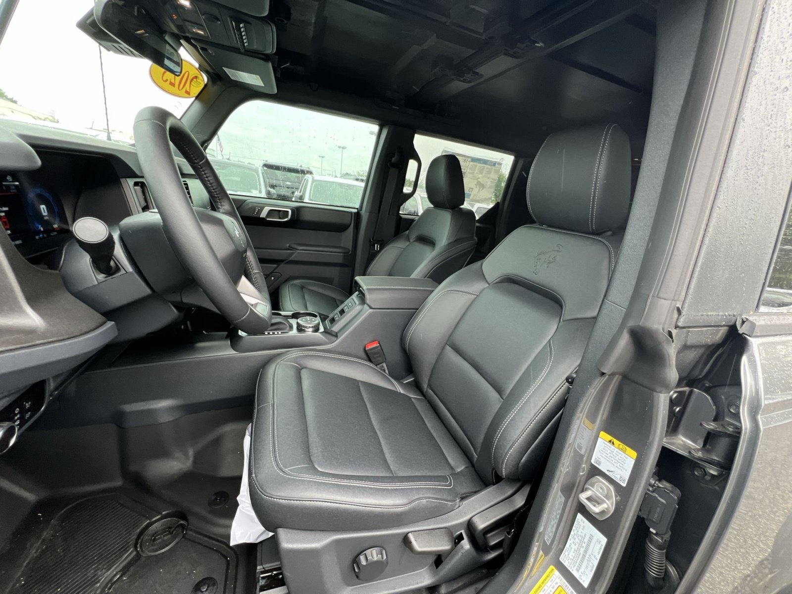 New 2025 Ford Bronco Badlands w/ Sasquatch Package AWD/4WD image 21