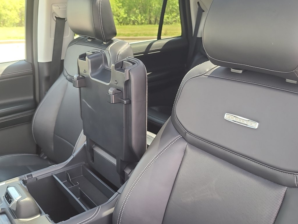 Used 2025 Ford Expedition Platinum AWD/4WD image 19