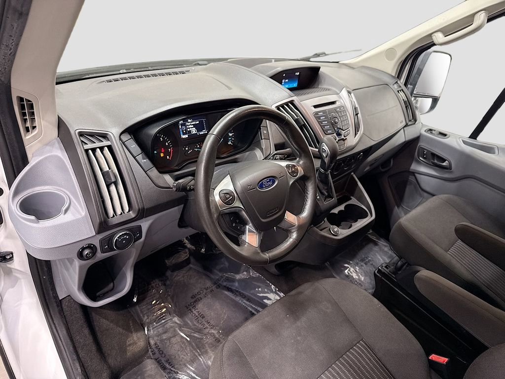 Used 2018 Ford Transit 150 XLT image 19