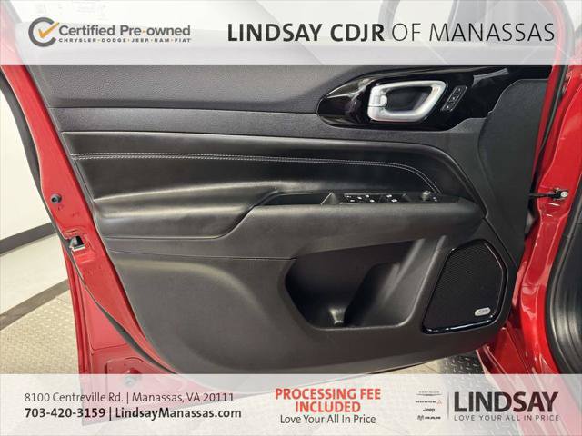 Certified 2024 Jeep Compass Limited w/ High Altitude Package AWD/4WD image 18