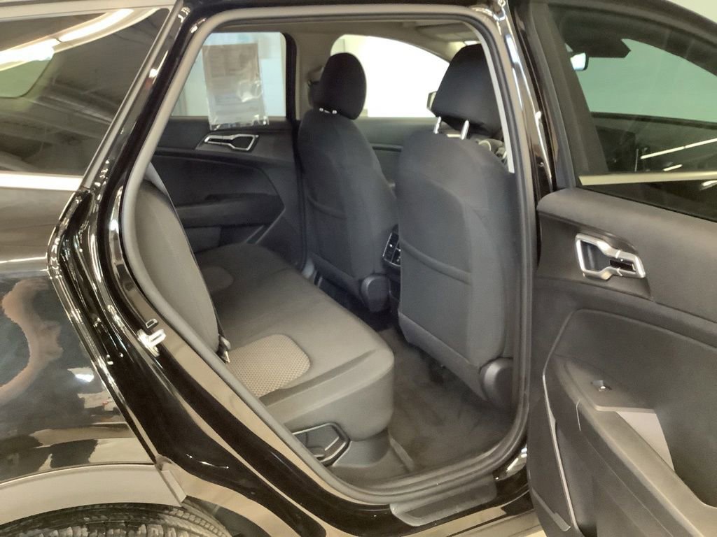 Certified 2023 Kia Sportage LX image 19