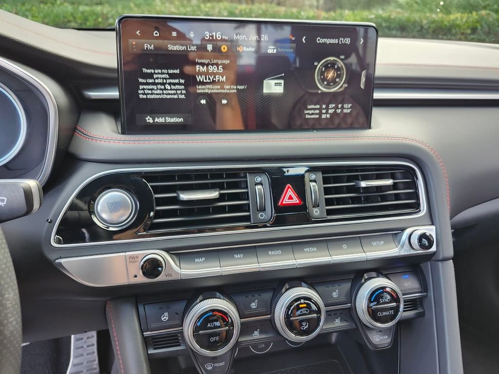 Used 2023 Genesis G70 3.3T w/ Sport Prestige Package image 27