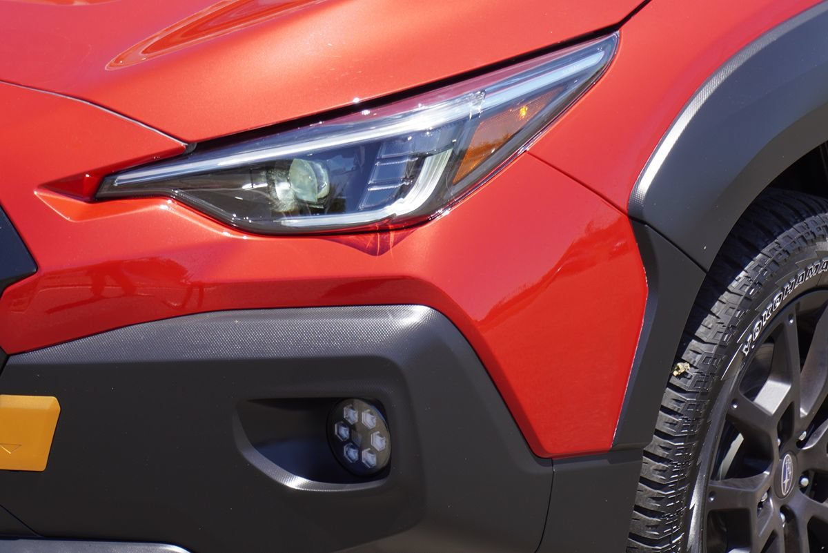 Used 2024 Subaru Crosstrek 2.5i Wilderness AWD/4WD image 2