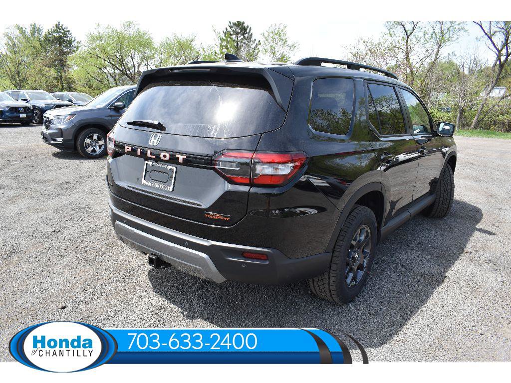 New 2026 Honda Pilot TrailSport image 7