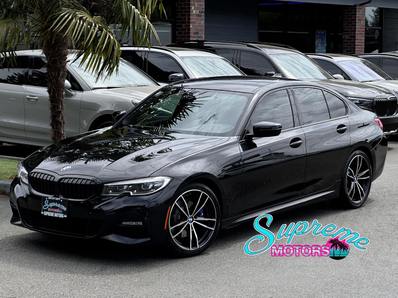 Used 2021 BMW 330i Sedan w/ M Sport Package RWD image 1