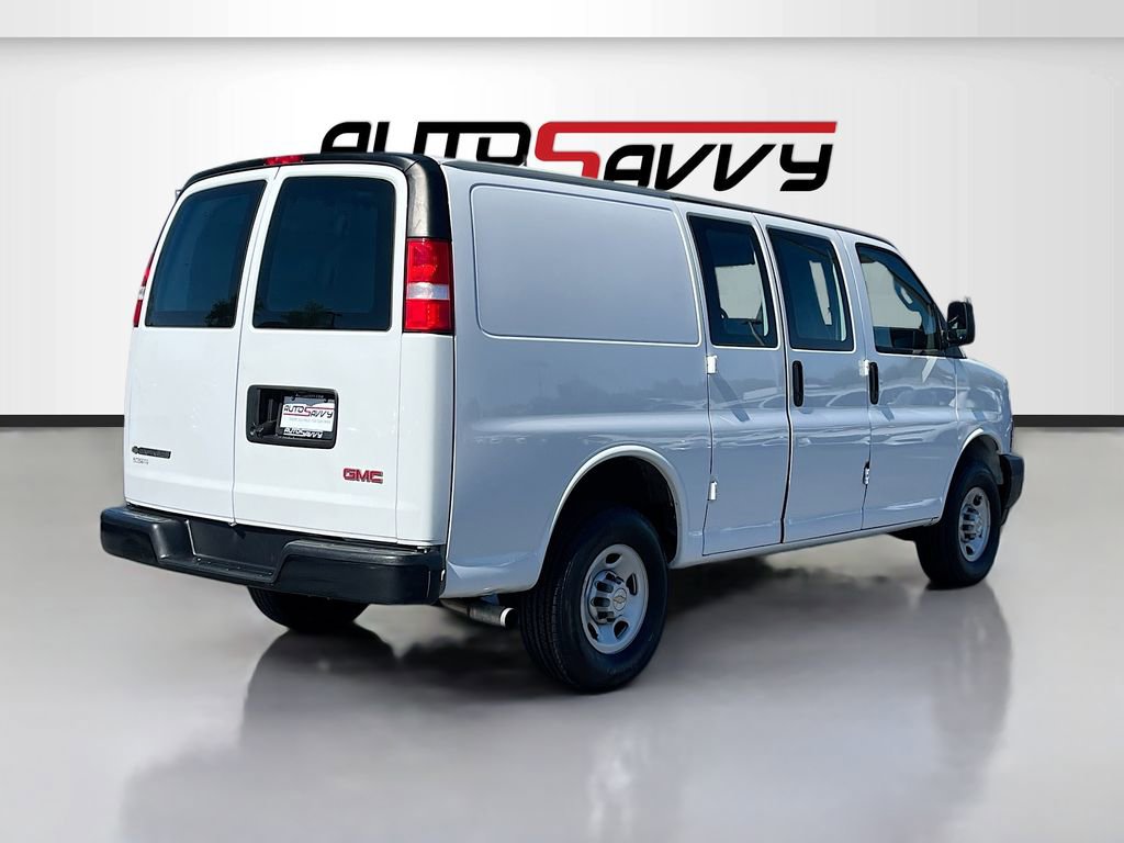 Used 2024 Chevrolet Express 2500 w/ Driver Convenience Package RWD image 7