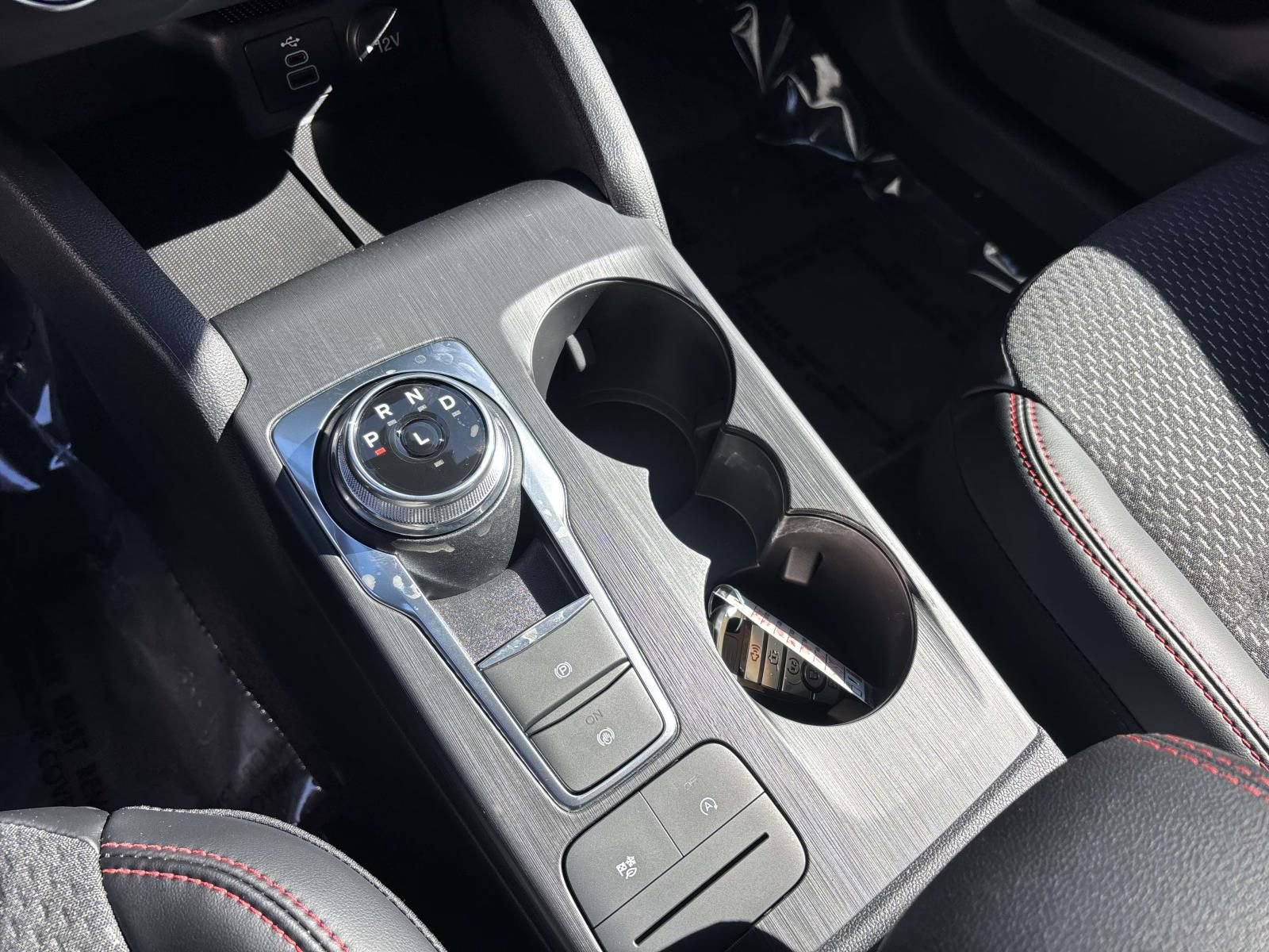 New 2026 Ford Escape ST-Line w/ Cold Weather Package image 24