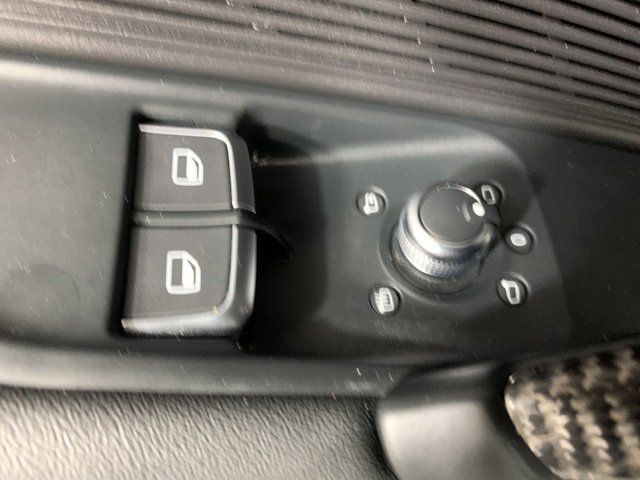 Used 2018 Audi TT RS w/ Technology Package image 16