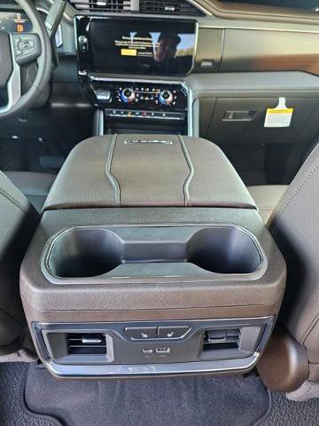 New 2026 GMC Sierra 2500 Denali w/ Denali Reserve Package image 35