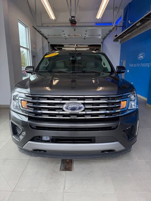 Used 2021 Ford Expedition XLT AWD/4WD image 2