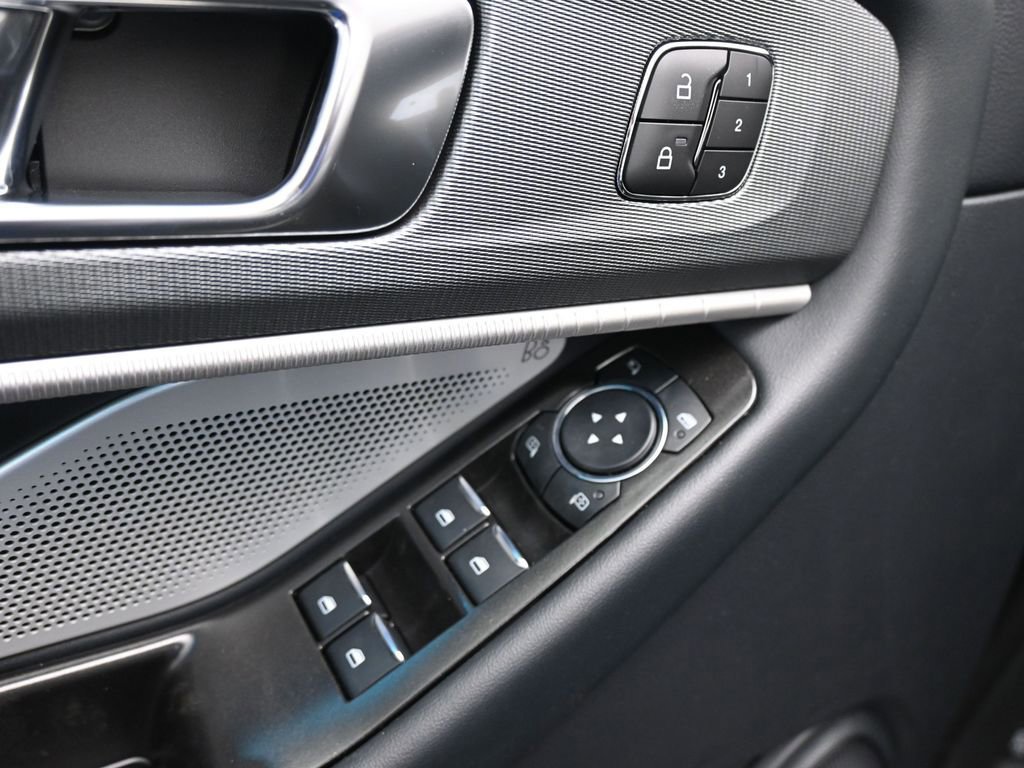 New 2026 Ford Explorer ST image 11