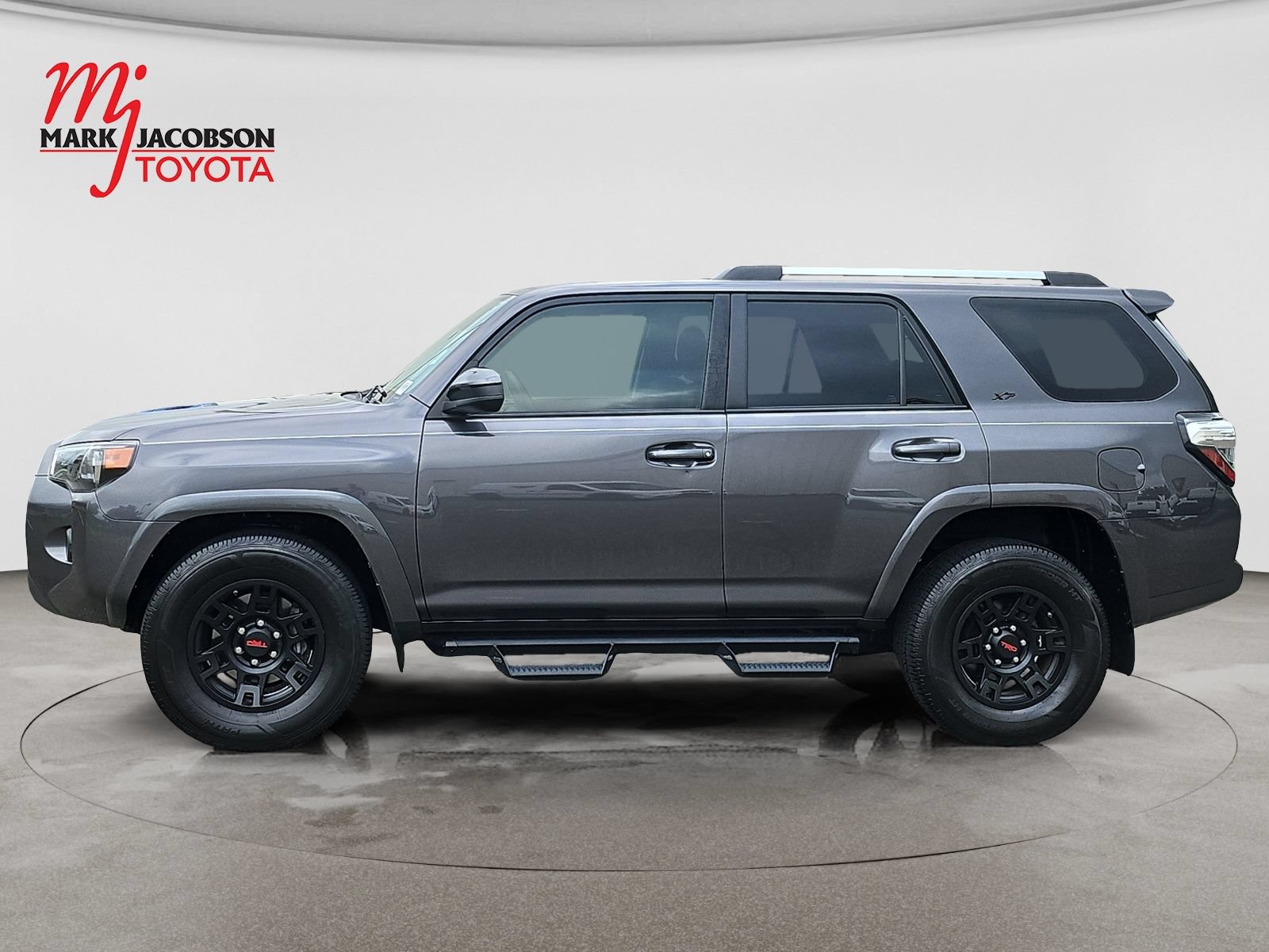 Used 2023 Toyota 4Runner SR5 RWD image 9