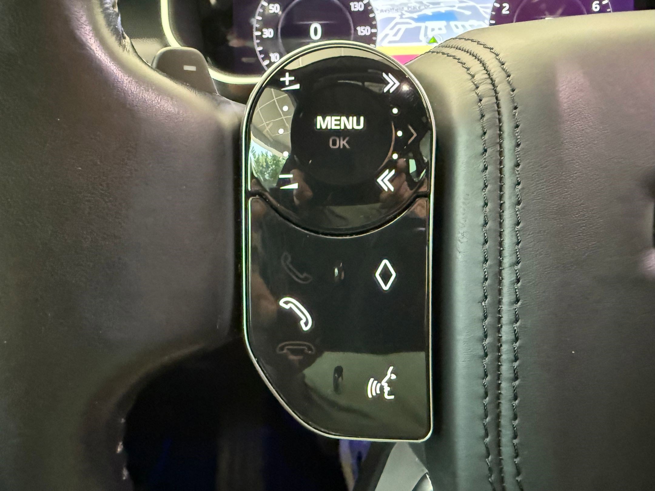 Used 2021 Land Rover Range Rover P525 Westminster Edition LWB image 17