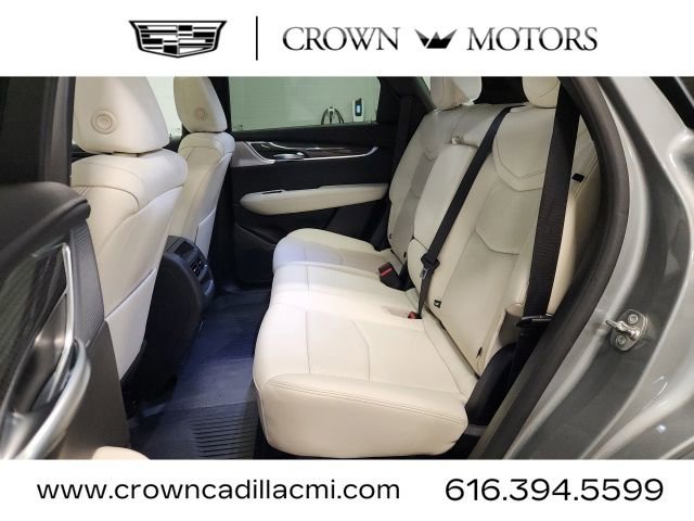 Used 2024 Cadillac XT5 Sportv AWD/4WD image 23