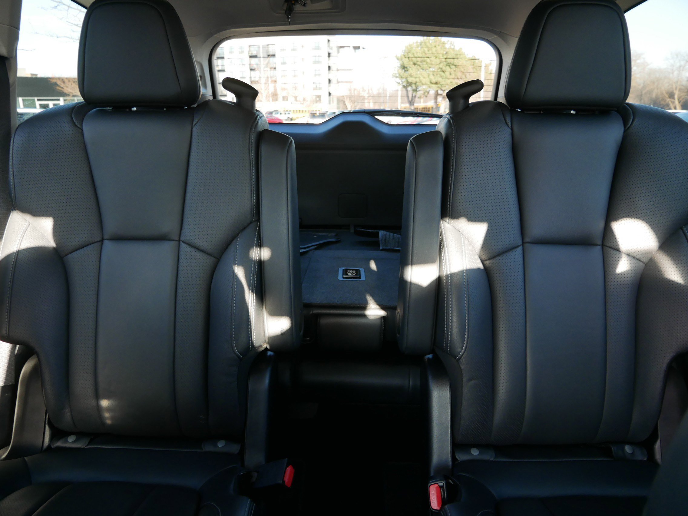 Used 2023 Subaru Ascent Limited image 13