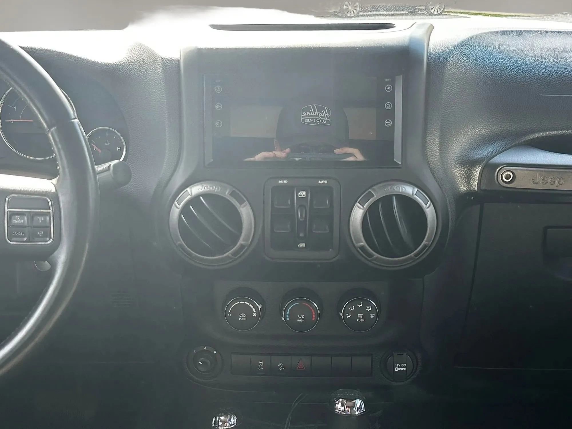 Used 2013 Jeep Wrangler Unlimited Sport AWD/4WD image 29