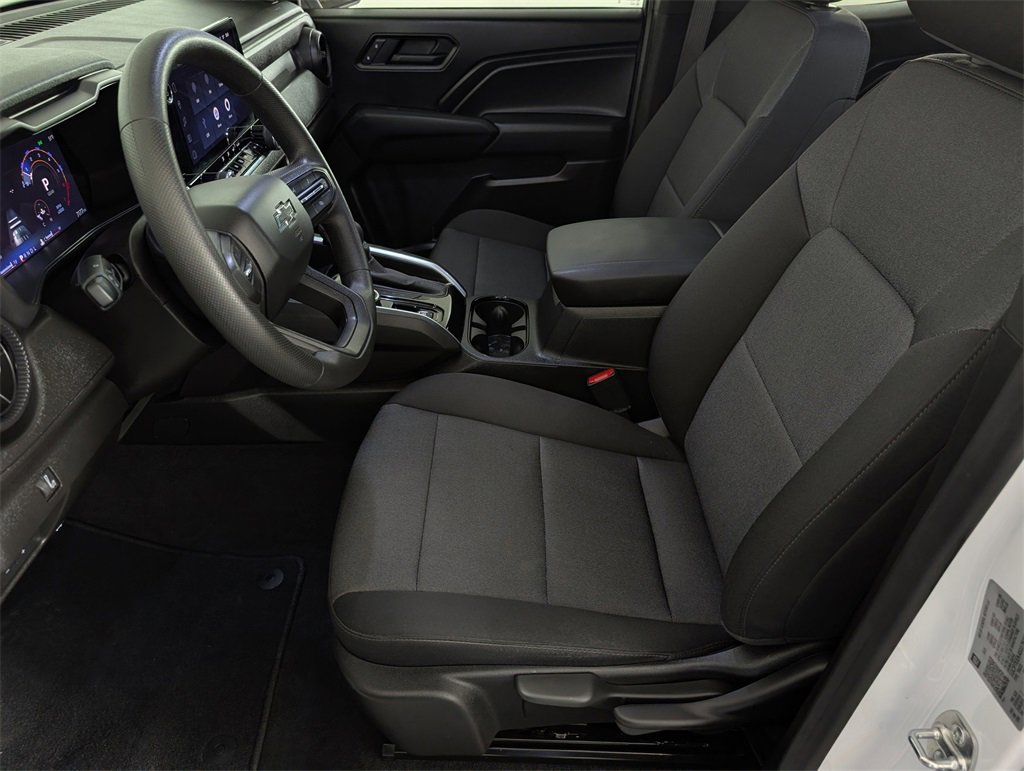 Used 2025 Chevrolet Colorado Trail Boss image 21