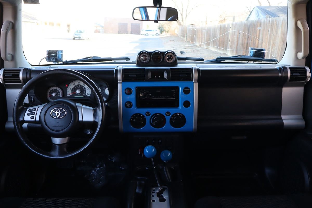 Used 2007 Toyota FJ Cruiser 4WD image 16