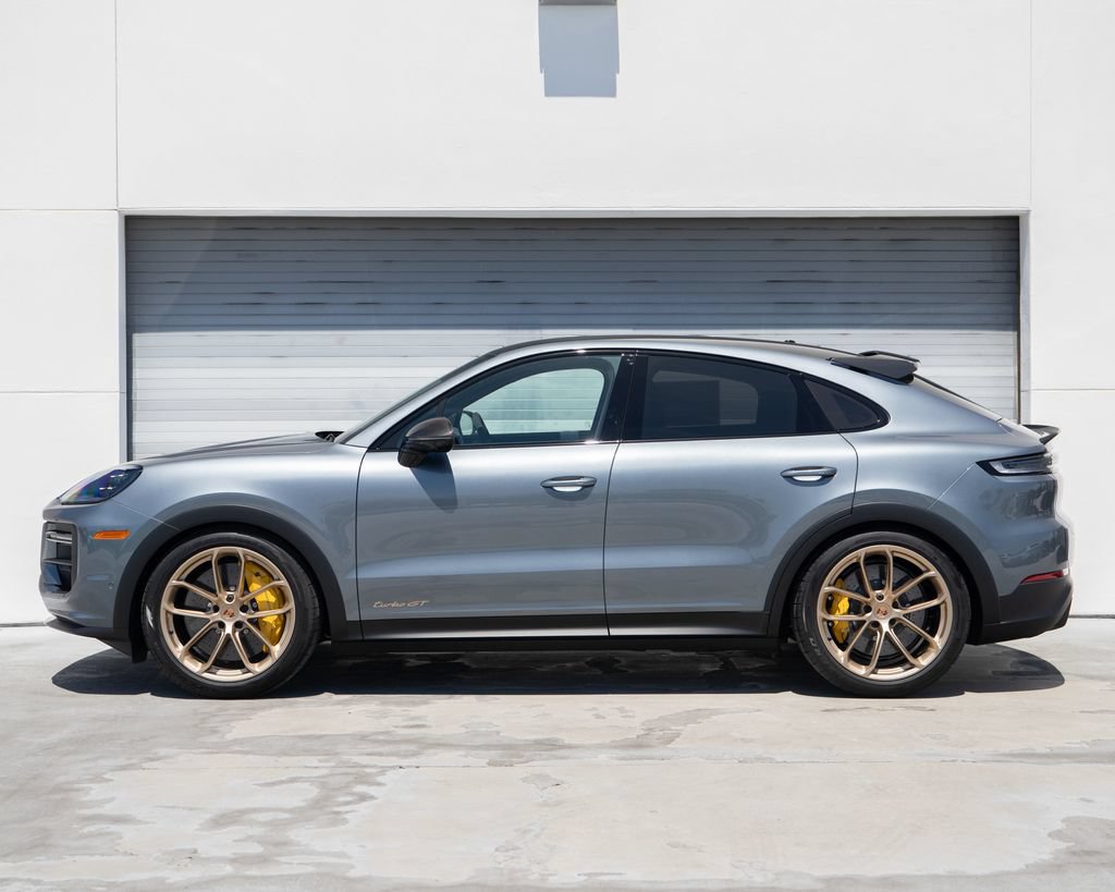 New 2026 Porsche Cayenne Turbo GT AWD/4WD image 2