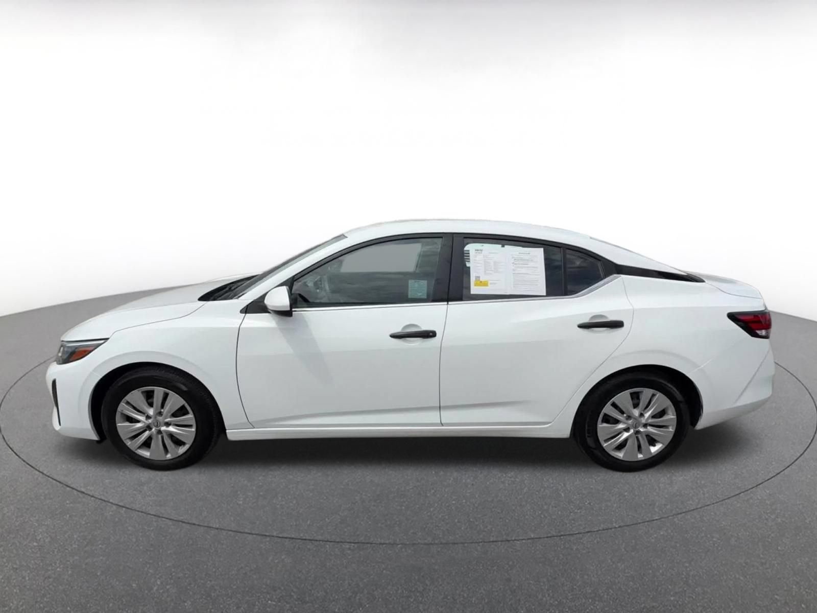 Used 2025 Nissan Sentra S FWD image 8