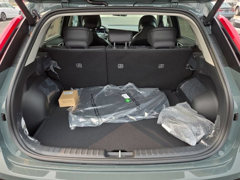 New 2026 Kia Niro Wind w/ Wind Preserve Package FWD image 10