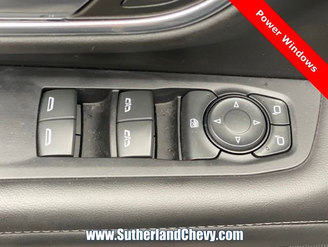 Used 2024 GMC Yukon XL SLE image 14